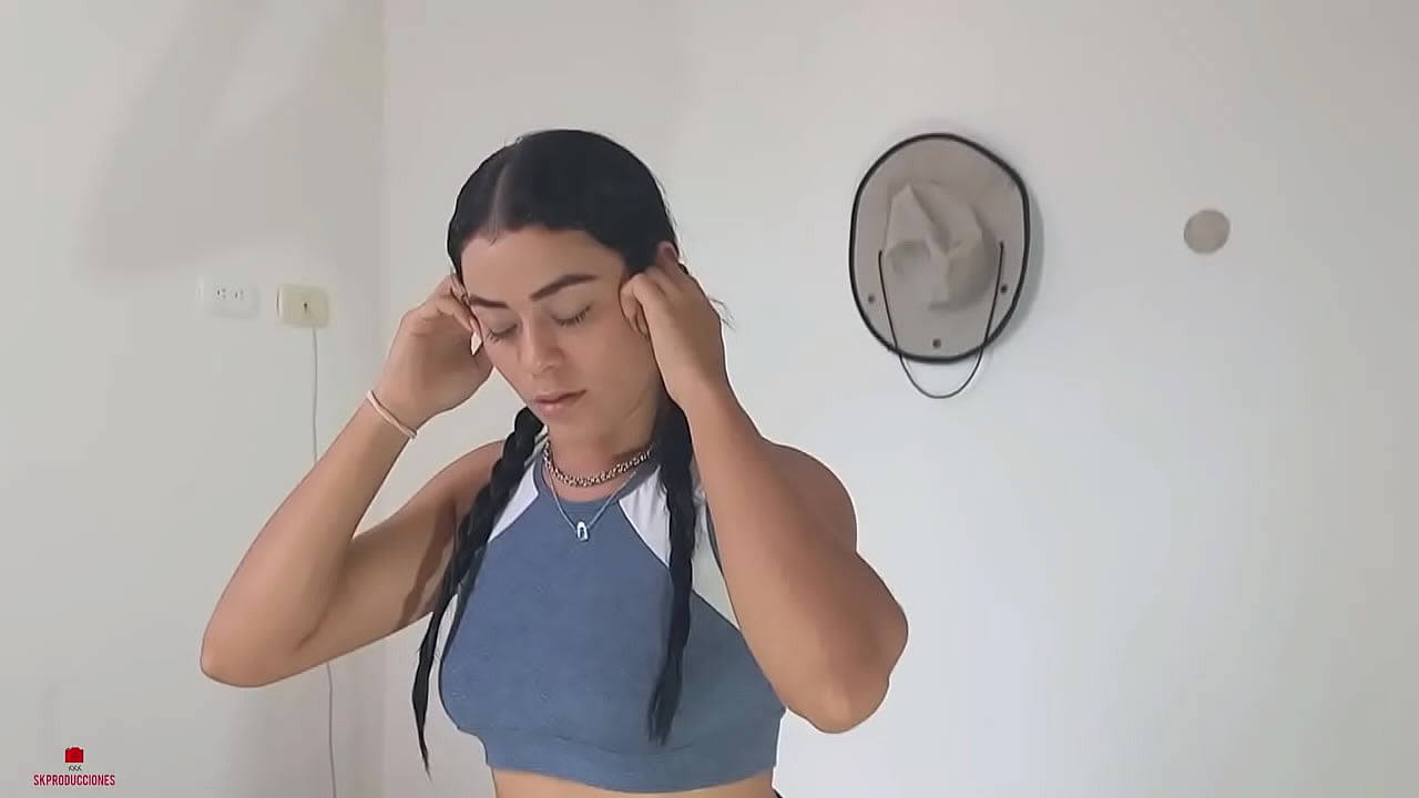 I fucked my Venezuelan stepsister and I recorded it all-av8d