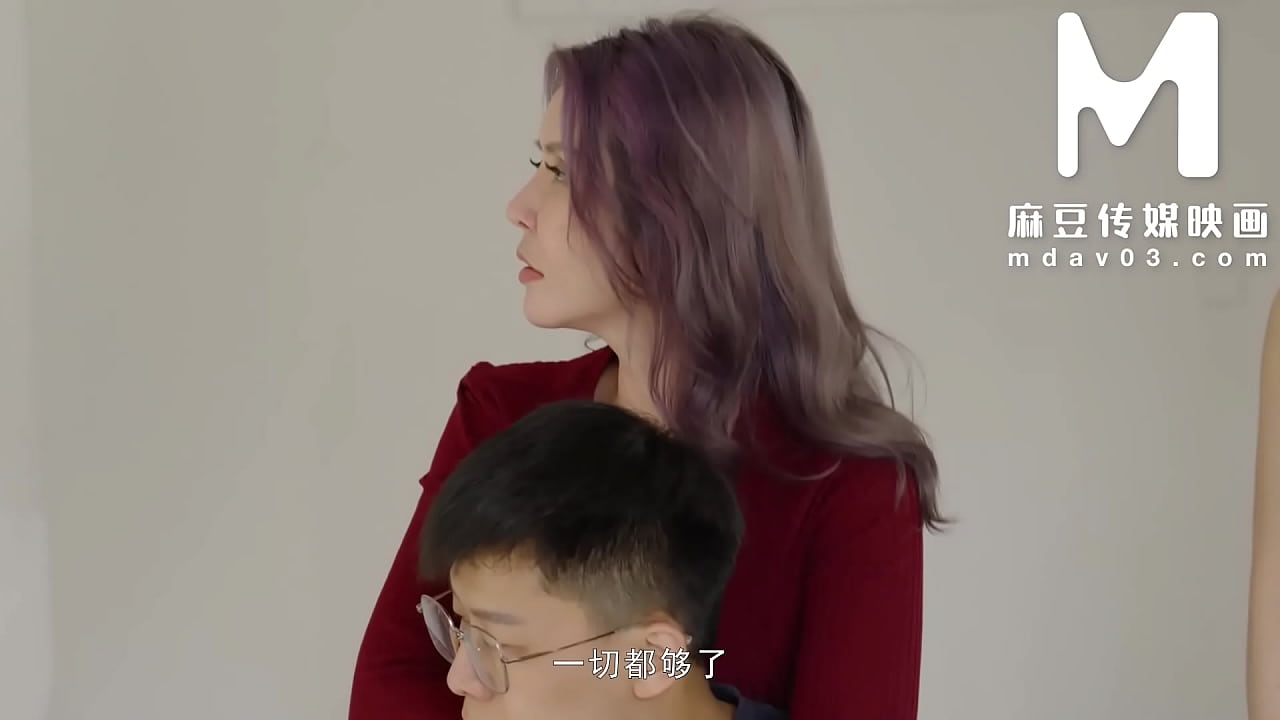麻豆傳媒映畫 – 亲友团聚一起感恩那些愿意让我们操的逼-av8d