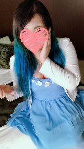 FC2-PPV-1209275 如果你發現了，你會被斷絕關係以成為牙科保健師為目標的嬌小F罩杯巨乳職業學校學生她的牛性格輸給了陰莖，用超可愛的呻吟聲音反复哭泣-av8d