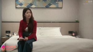 約砲剛下海的紅衣清純妹子-av8d