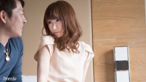 396-SARA-01 這樣的女孩正在申請 衝擊第一槍蝕刻 Sara -av8d