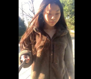 年輕妹妹自衛外流3-av8d