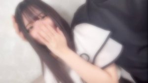 FC2-PPV-4745571 你一定會愛上她。這個有著偶像臉的漂亮女孩，聲音很可愛。她很害羞，所以我很喜歡她害羞的樣子。-av8d