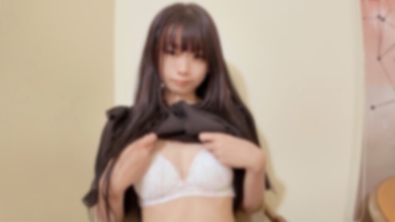 FC2-PPV-4761757 19歲美容專家。嬌小敏感的身材，在鏡頭前害羞，卻又興奮地抽搐。大量精液直衝陰道深處，深入她多汁的陰道。-av8d