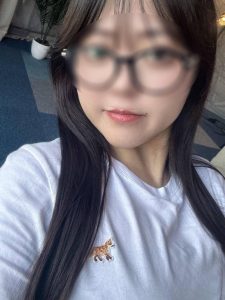 FC2-PPV-4766363 SSSS級透明1號美女蒙眼意外被黑人中出！連續抽插讓她陰道深處爆射！-av8d