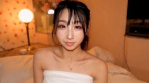 FC2-PPV-4776828 她又回來了！美麗的日本臉龐被弄得一團糟，她的阿黑顏簡直是極品⤴她安靜的時候氣質優雅，但一到性愛就變身淫婦⤴她張大嘴巴吐舌頭的表情真是絕了！顏射吞嚥中出-av8d