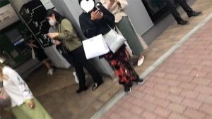 FC2-PPV-4779150 小百合，19歲，臉部護理 。笑容可愛的酷女孩，長得像小松菜奈。她看著鏡頭說：「嘿，男先生，看我做臉部護理。」她做臉部護理的整個過程-av8d