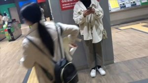 FC2-PPV-4787798Haruka，18歲。 這位偶像級的人才又回來賺錢了！感謝你的評論和她面部的整個故事-av8d