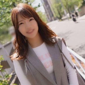 FC2-PPV-4804573 ★ 流著前列腺液 ★ G罩杯 ★ 擁抱起來感覺很棒 ★ 開朗又淫蕩的大胸美髮師 (24) 奶油派-av8d