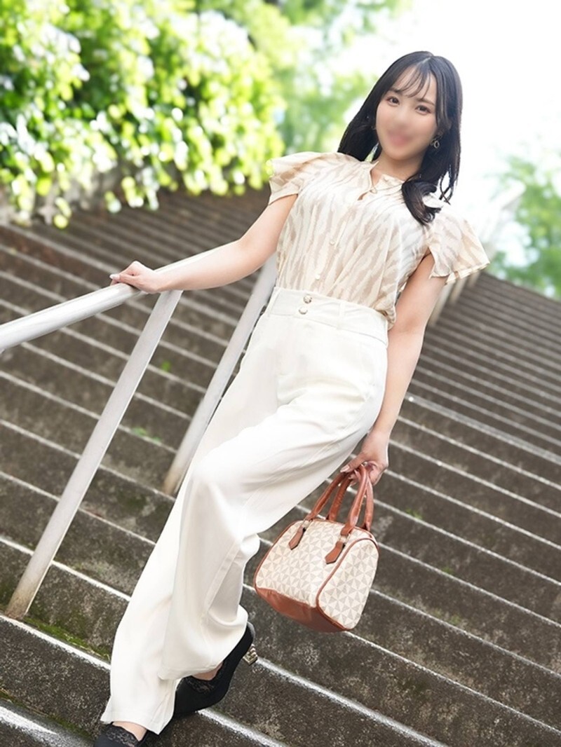 FC2-PPV-4827731 我利用照顧孩子的間隙拍攝了這個影片 ★ 一個性慾旺盛、性慾旺盛的家庭主婦，Non，30歲-av8d