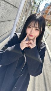 FC2-PPV-4903171 「神級顏值，18歲新晉偶像」加入FC2僅一週便正式出道。無碼真實無保護性愛影片。-av8d