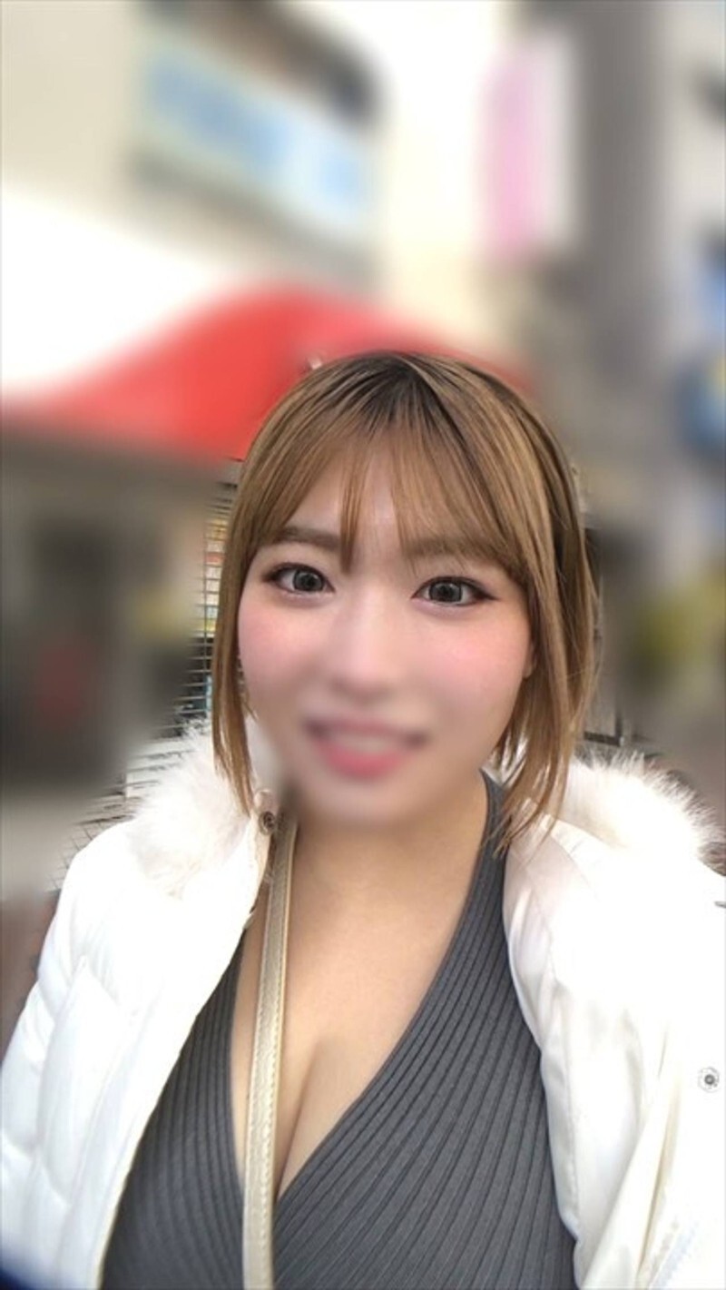 FC2-PPV-4905638 肉食性豐滿蕩婦金八勾引男人並被灌滿精液-av8d