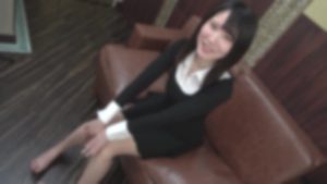 FC2-PPV-4904008 一位外表嚴肅、身材苗條的美女，擁有令人無法移開視線的完美體態。在長時間的休息後，她在性愛中變得越來越大膽。-av8d