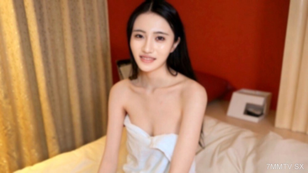 FC2-PPV-4912505 純白，纖細的材質，擁有自然秀髮的美麗女子！優美的雕塑感，普通燈光，螢幕上方拍攝-av8d
