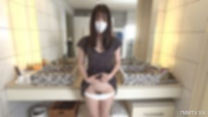 FC2-PPV-4924616 可愛的JD小妹妹，白皙棉質肌膚，深入體內。超硬的生猛陰莖插入俊俊的小穴，射精在體內。-av8d